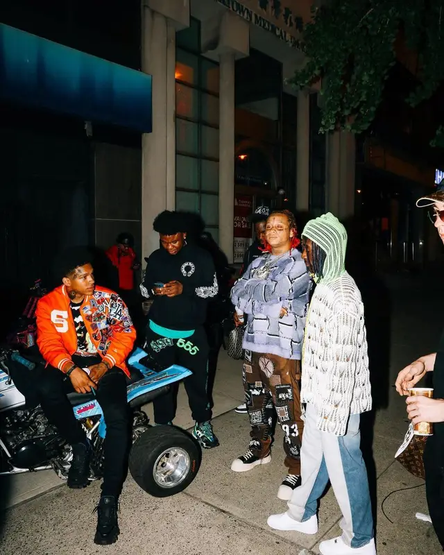 Lil Uzi Vert outfit in Loewe and Nike, 2021