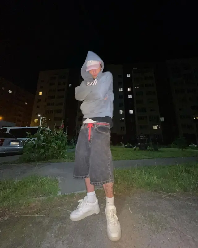 Lil Morty outfit in Off-White, Shyne, and Nike, 2021