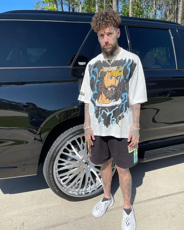 Scrim outfit in Kanye West Merch, AWGE, and Nike, 2021