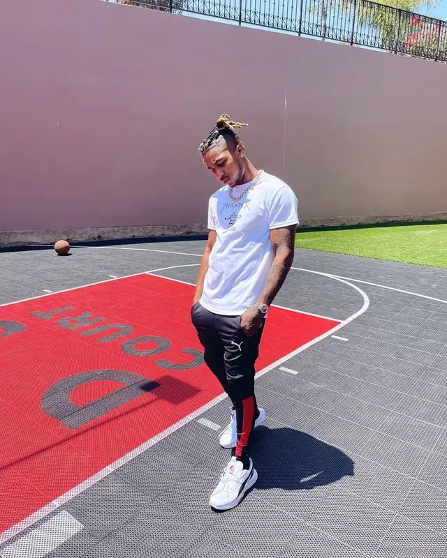 DDG outfit in Thrasher and Drew House, 2021