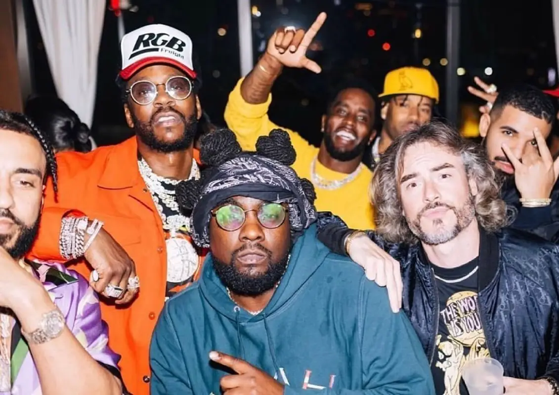 2 Chainz outfit in Marc Jacques Burton, 2021