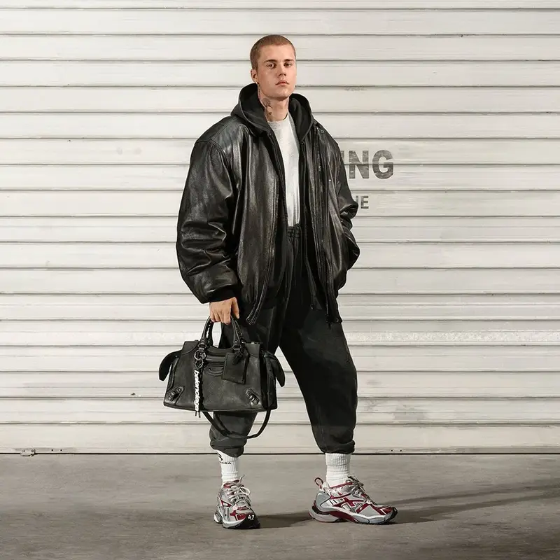 Justin Bieber outfit in Balenciaga, 2021