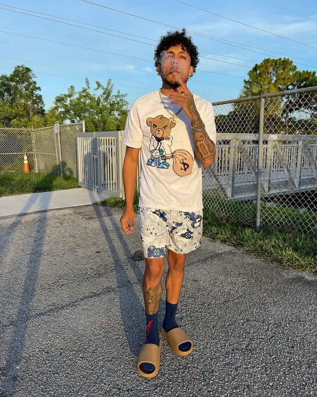 King Cid outfit in Roadrunners World Global and Yeezy, 2021