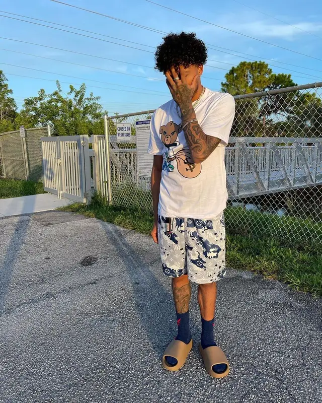 King Cid outfit in Roadrunners World Global and Yeezy, 2021