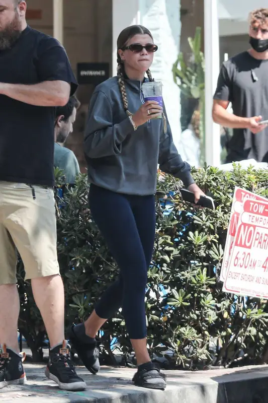 Sofia Richie outfit in Lululemon, Rick Owens, and Birkenstock, 2021
