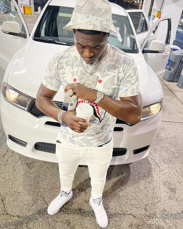Bankroll Freddie outfit in Valabasas, Jordan, and Bape, 2021