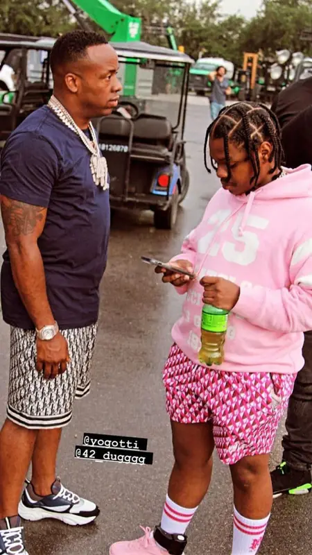 Yo Gotti outfit in Hanes and Dior, 2021