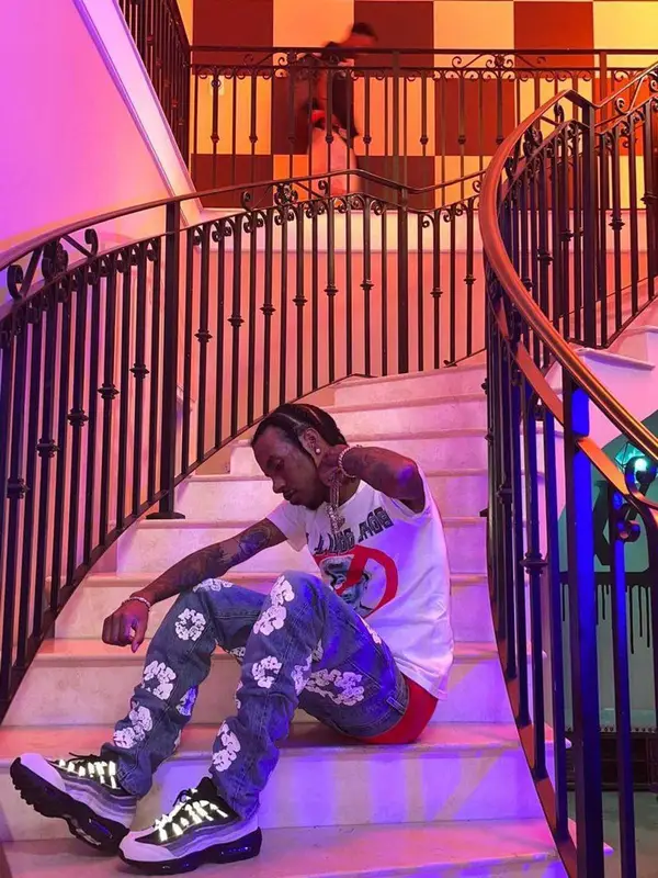 KSupreme outfit in Virgil Abloh, Levi’s, and Bstroy, 2021