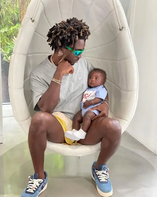 Saint JHN outfit in Nike and Bottega Veneta, 2021