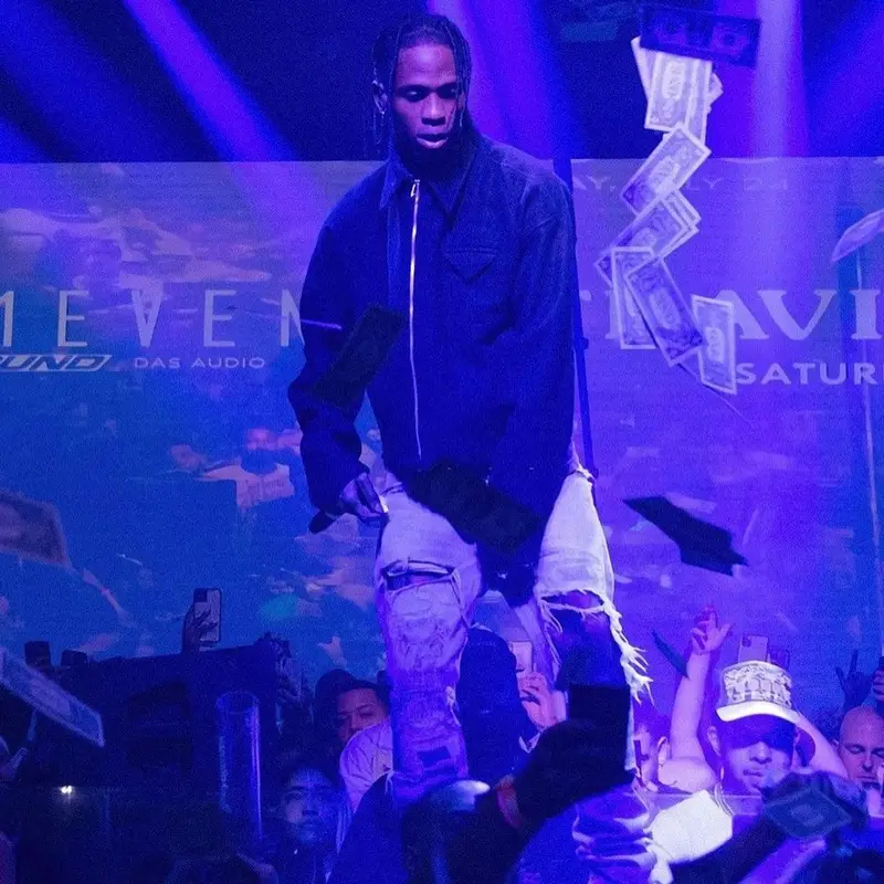 Travis Scott outfit in Bottega Veneta, Vintage, and Undercover, 2021