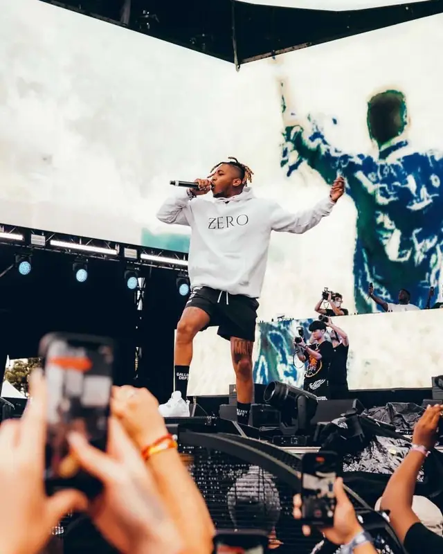 DDG outfit in Zero Hype Clothing, Amiri, and Gallery Dept., 2021