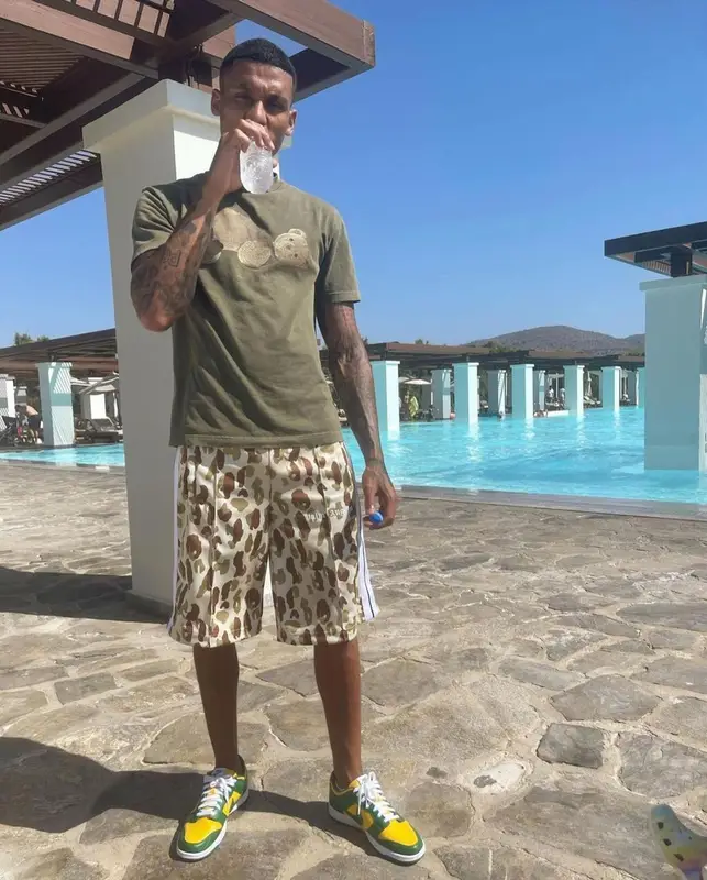 Fredo outfit in Palm Angels and Nike, 2021