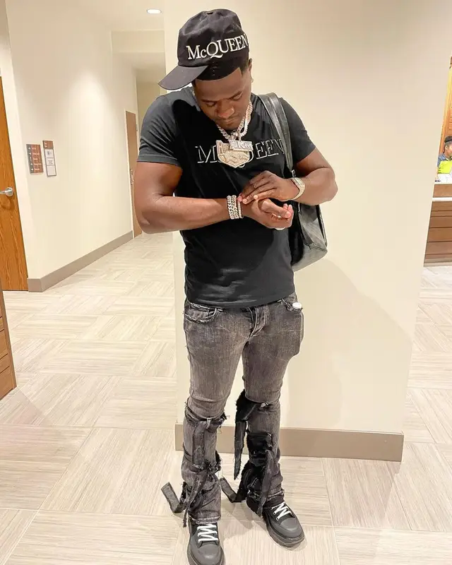 Bankroll Freddie outfit in Louis Vuitton and Alexander McQueen, 2021