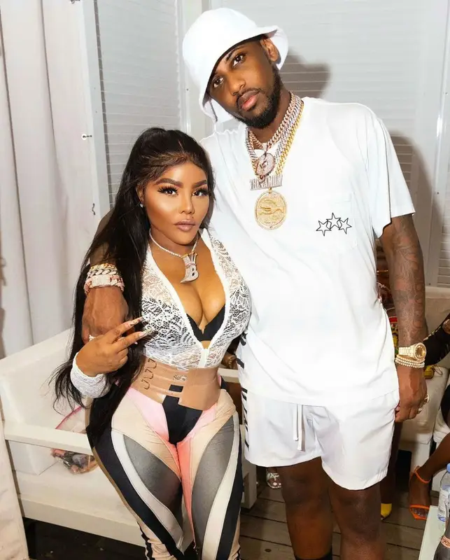 Fabolous outfit in Amiri and Nike, 2021