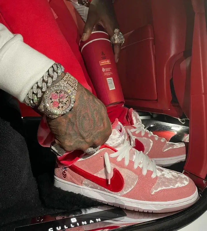 Moneybagg Yo outfit in Moneybagg Yo Merch, Gallery Dept., and Nike, 2021