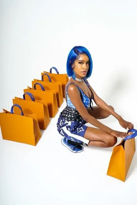 Salma Slims outfit in Nike, Louis Vuitton, and Wish, 2021