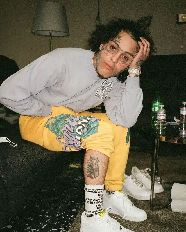 Lil Skies outfit in Lyrical Lemonade, Nike, and Awful Lot of Cough Syrup, 2021