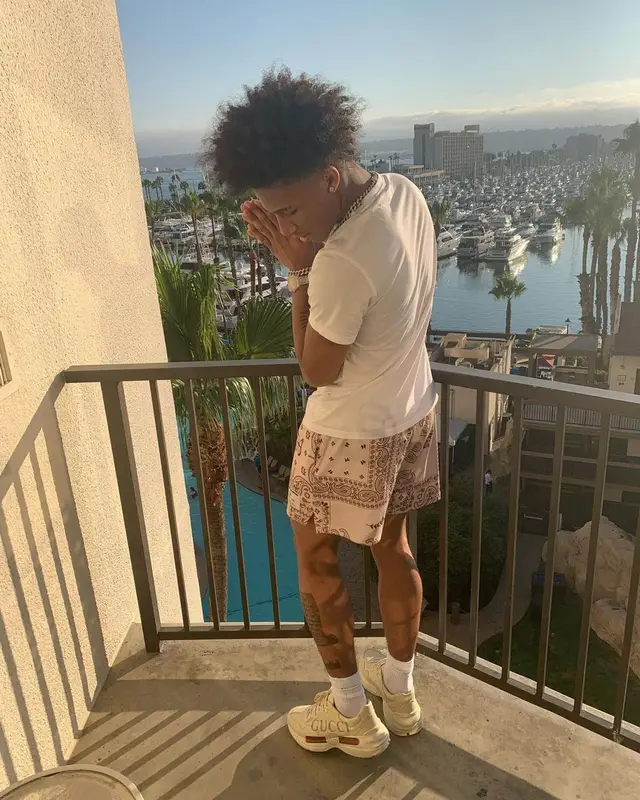 Mikey outfit in Burberry, Ryoko Rain, and Gucci, 2021