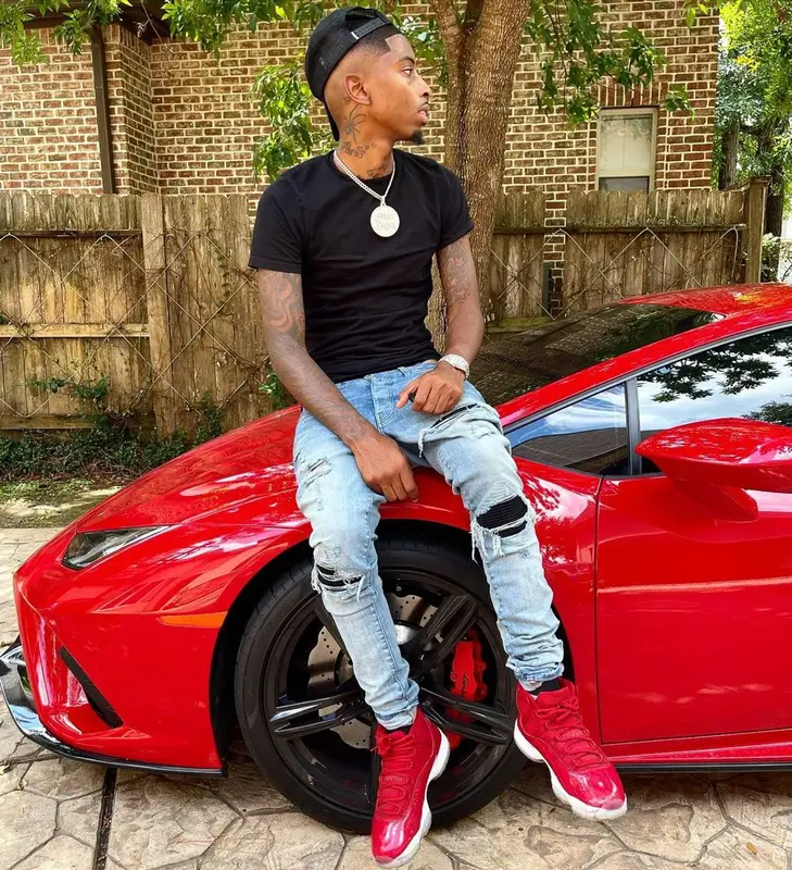 Funny Mike outfit in Jordan and Amiri, 2021