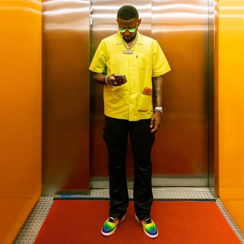 Fabolous outfit in Lapstore & Hammer, J Balvin Merch, and Vintage Frames, 2021
