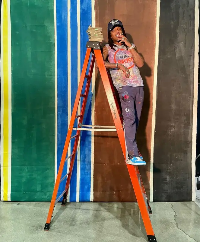 Quavo outfit in Nike, Gallery Dept., and Off-White, 2021