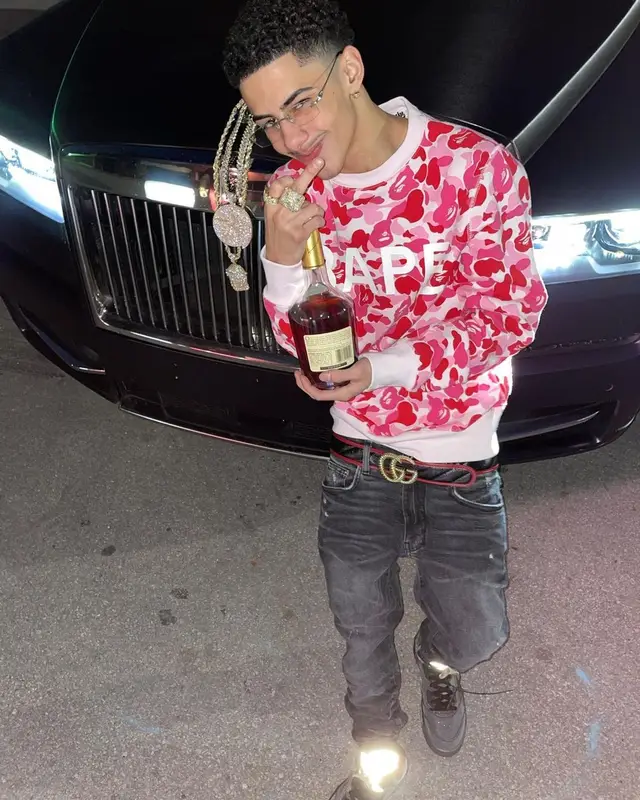 J.I. outfit in Bape and Gucci, 2020