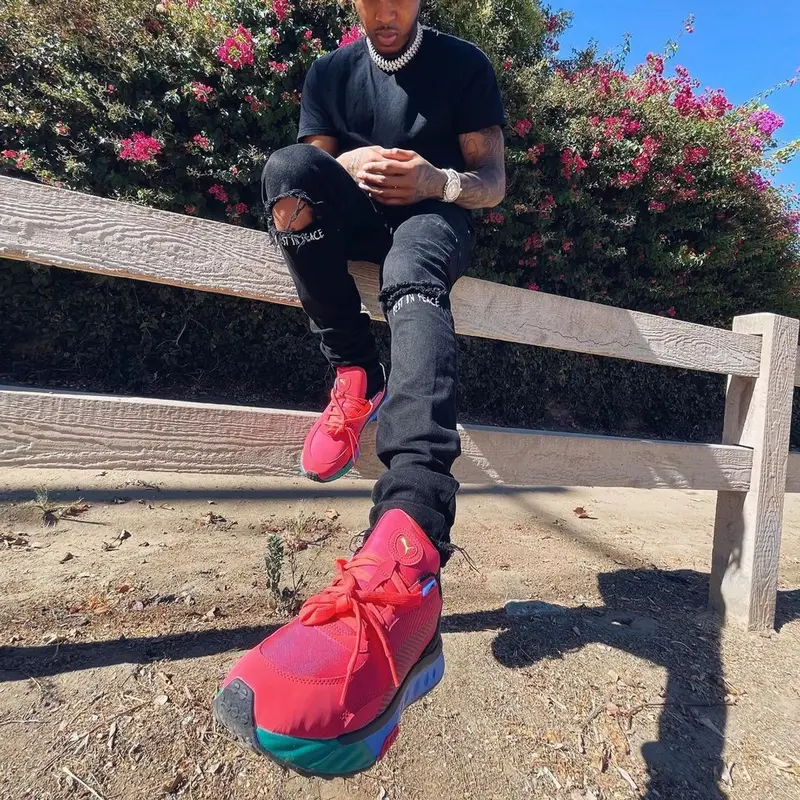 DDG outfit in Hanes and Rta, 2021