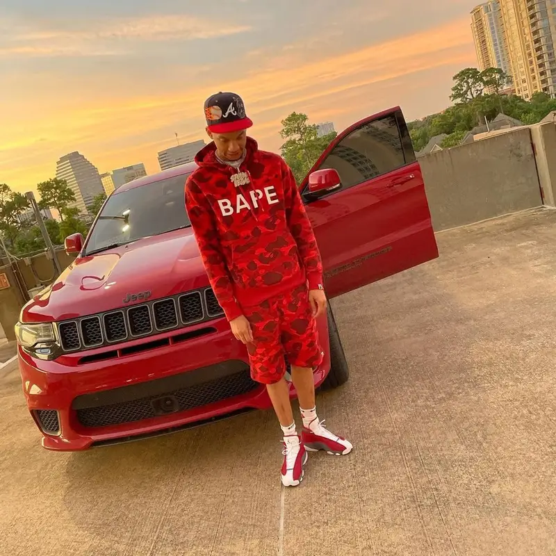 Stunna 4 Vegas outfit in Bape, Chrome Hearts, and Matty Boy, 2021