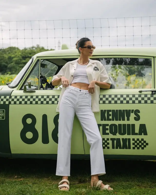 Kendall Jenner outfit in 818, Style Addict, and Dmy By Dmy, 2021