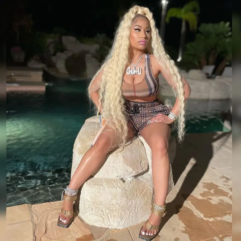 Nicki Minaj outfit in Burberry and Alexander Wang, 2021