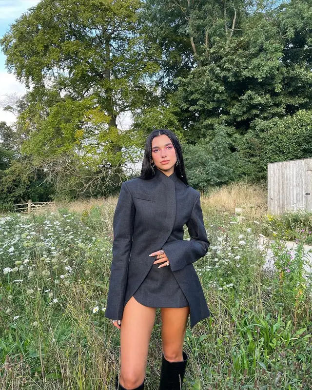 Dua Lipa outfit in Maximilian and Jimmy Choo, 2021