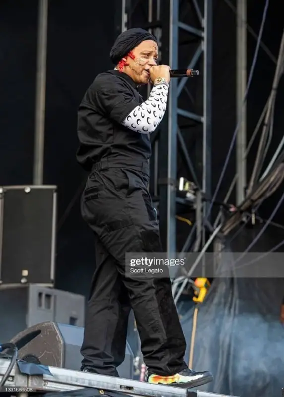 Trippie Redd outfit in Descending, 2021
