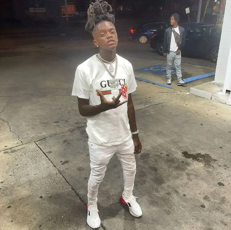 JayDaYoungan outfit in Gucci and Valabasas, 2021