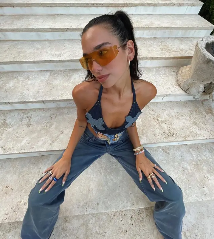 Dua Lipa outfit in Yung Reaper, Kaleos Barbarella, and Dans Les Rues, 2021