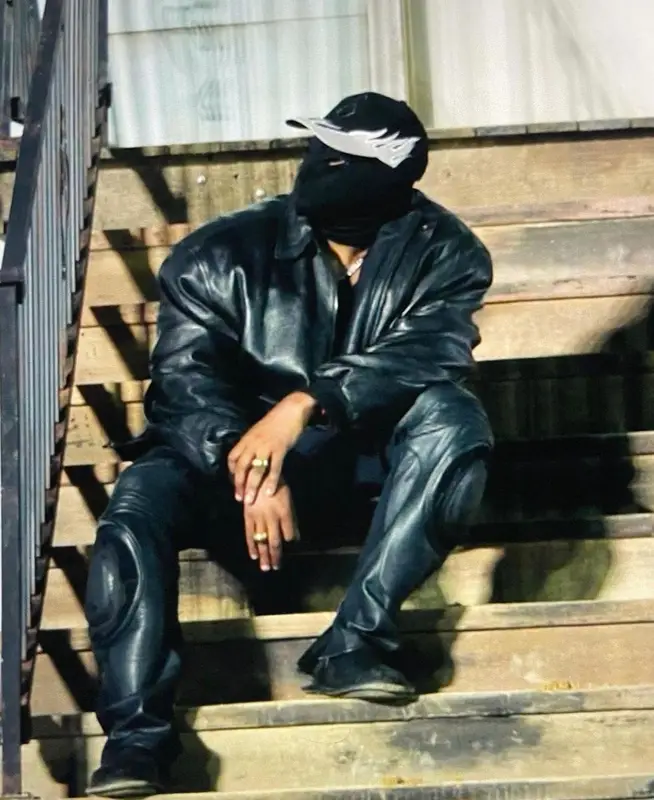 Kanye West outfit in Balenciaga and Legendary 6, 2021