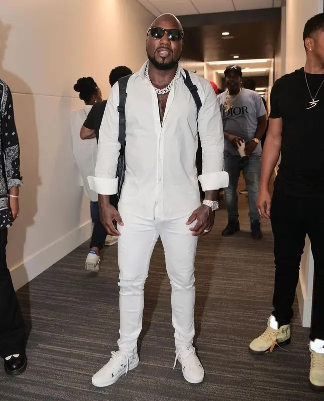 Jeezy outfit in Louis Vuitton and Serenede, 2021