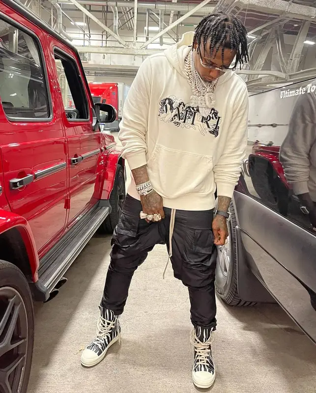 Moneybagg Yo outfit in Amiri, Rick Owens, and Cartier, 2021