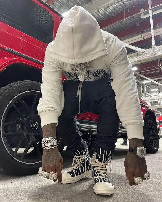 Moneybagg Yo outfit in Amiri, Rick Owens, and Cartier, 2021