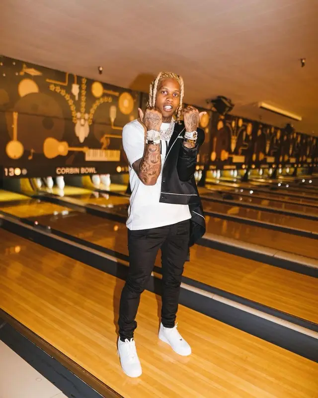 Lil Durk outfit in Amiri and Nike, 2021