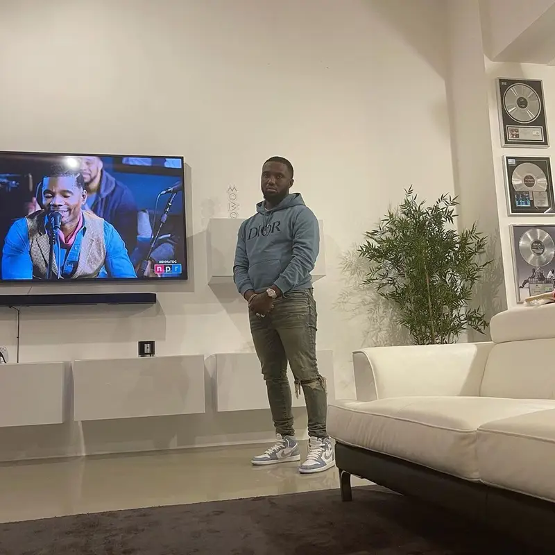 Headie One outfit in Dior, Amiri, and Nike, 2021