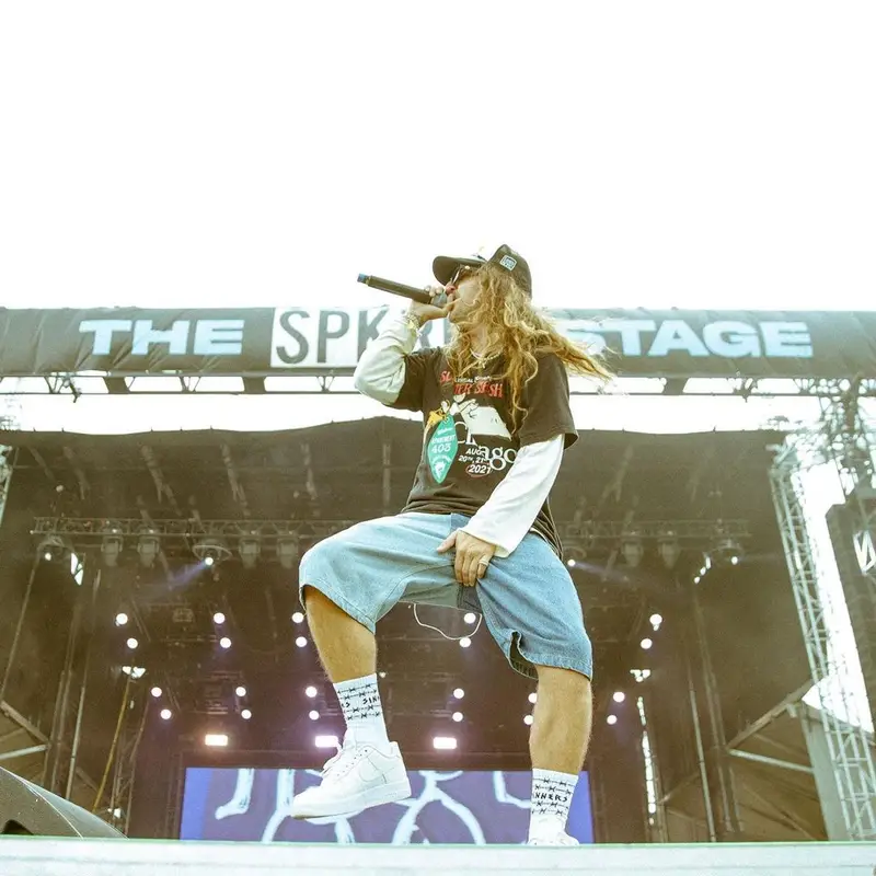 Yung Pinch outfit in Apartment 403 and Troubled Humans, 2021