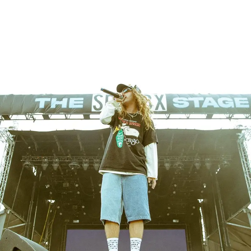 Yung Pinch outfit in Apartment 403 and Troubled Humans, 2021