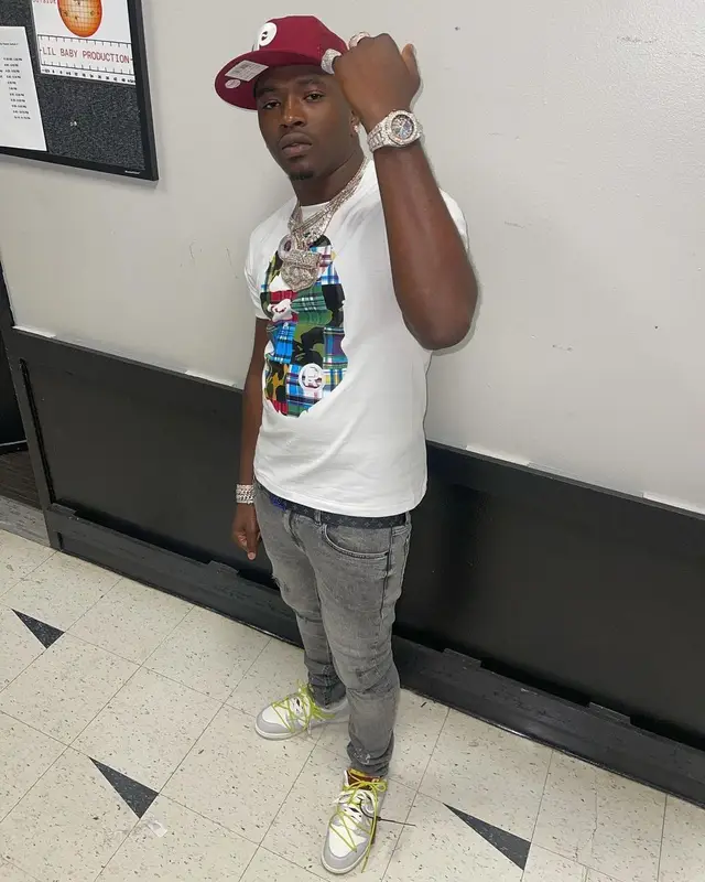 Bankroll Freddie outfit in Bape, New Era, and Philadelphia Phillies, 2021