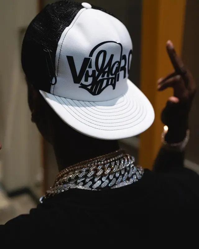 Young Dolph outfit in Nike, Off-White, and Katsu, 2021