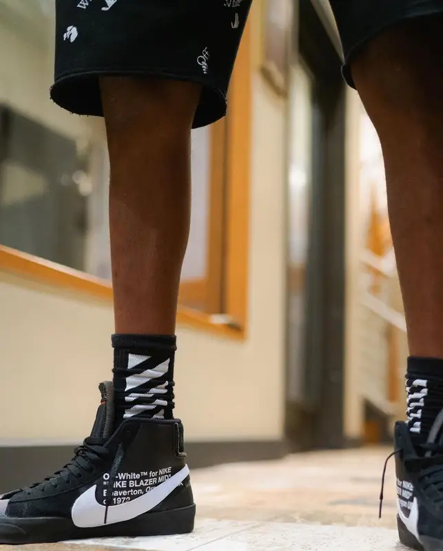 Young Dolph outfit in Nike, Off-White, and Katsu, 2021