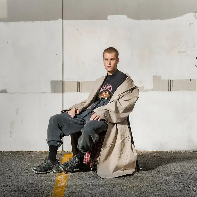 Justin Bieber outfit in Balenciaga, 2021