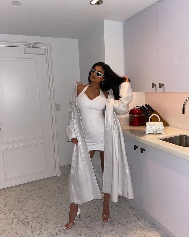 Kylie Jenner outfit in Balenciaga and Gianvito Rossi, 2021
