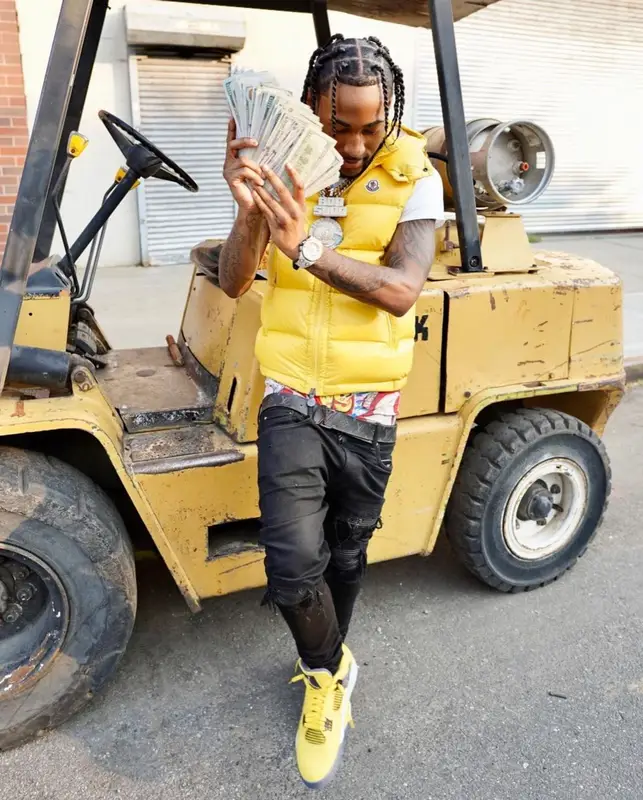 Ron Suno outfit in Moncler, Amiri, and Louis Vuitton, 2021
