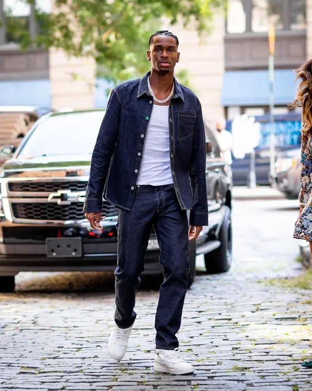 Shai outfit in Bottega Veneta, Nike, and Comme Des Garcons, 2021