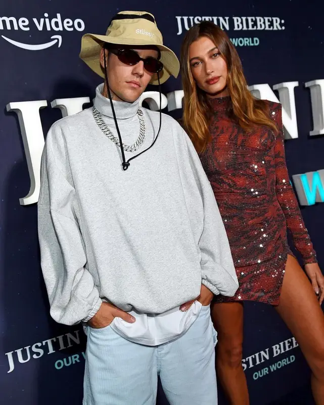 Justin Bieber outfit in Drew House, Balenciaga, and Stussy, 2021